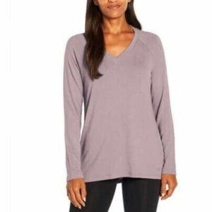 New Banana Republic Ladies Long Sleeve V-Neck Top Purple